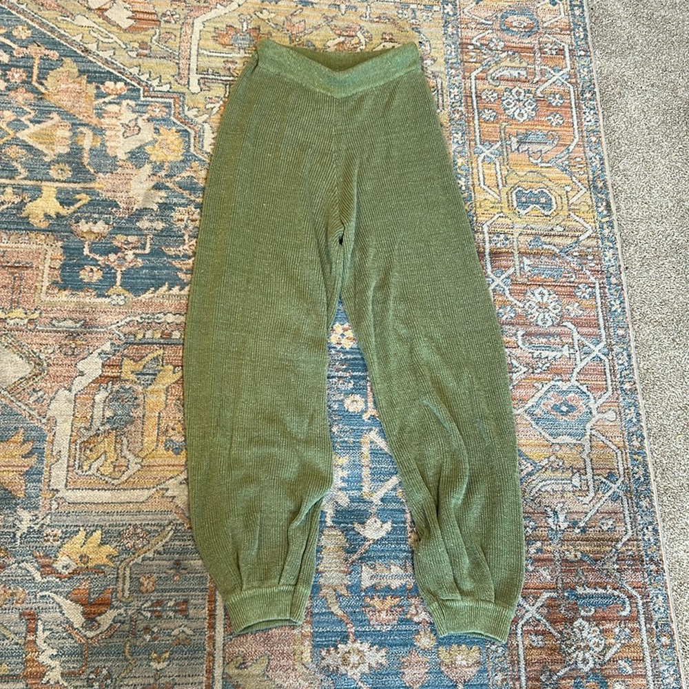 FP Beach knit joggers size small moss green